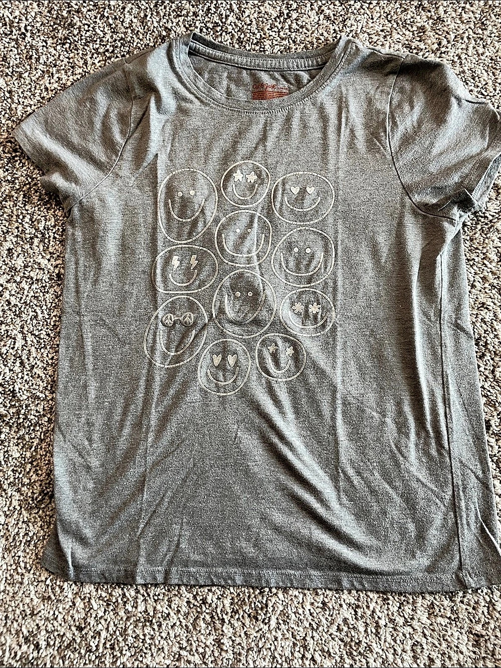 Cat & Jack Short Sleeve Graphic Tee in Gray